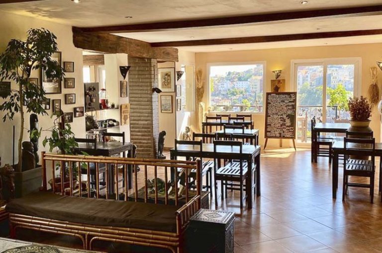 Lire la suite à propos de l’article Hôtel Niaouly