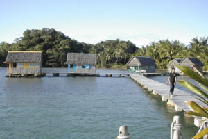 Lakana_hotel_bungalow-pilotis-4_1